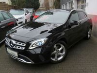 gebraucht Mercedes GLA220 GLA 2204Matic // Pano, Navi,