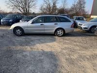 Gebraucht Mercedes C180 143 PS (105 kW) 2002 Brillantsilber  metalliclack Kombi