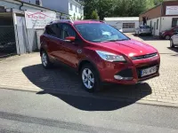 Gebraucht Ford Kuga Trend 150 PS (110 kW) 2015 Rot (metallic) SUV