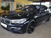 Gebraucht BMW 750L M Sport 400 PS (294 kW) 2018 Azuritschwarz metallic Limousine