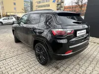 Second-hand Jeep Compass 239 CP (175 kW) 2022 Negru SUV