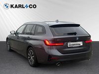 Gebraucht BMW 330e Advantage 292 PS (214 kW) 2021 Grau Kombi