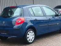 Używany Renault Clio III Authentique 65 KM (47 kW) 2007 Niebieski Sedan/Limuzyna