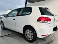 Gebraucht VW Golf VI 86 PS (63 kW) 2011 Weiß Kleinwagen