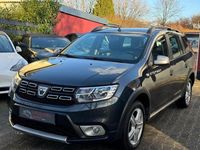 Gebraucht Dacia Logan Stepway 90 PS (66 kW) 2019 Grau Limousine