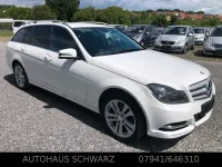 Gebraucht Mercedes C180 156 PS (114 kW) 2014 Weiß Limousine