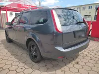 Gebraucht Ford Focus 102 PS (75 kW) 2009 Grau Kombi