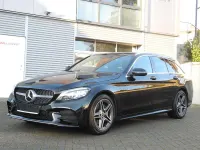 Gebraucht Mercedes C200 AMG line 184 PS (135 kW) 2020 Obsidianschwarz  metalliclack Kombi