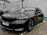 Gebraucht BMW 540 Shadowline 303 PS (222 kW) 2025 Schwarz Kombi
