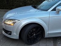 Gebraucht Audi TT Roadster 200 PS (147 kW) 2010 Silber Cabrio