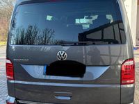 Gebraucht VW Multivan Highline 199 PS (146 kW) 2019 Grau Van