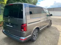Gebraucht VW Multivan 199 PS (146 kW) 2020 Grau Van / Kleinbus