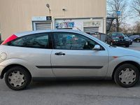 Gebraucht Ford Focus 75 PS (55 kW) 2001 Silber Kleinwagen