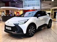 Gebraucht Toyota C-HR Team 223 PS (164 kW) 2025 Platinumweiß perleffekt SUV