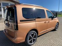 Neu VW Caddy Style 122 PS (89 kW) 2025 Copper bronze Van / Kleinbus