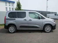 Neu Fiat Doblò Comfort 131 PS (96 kW) 2026 Maestro grau metallic Van / Kleinbus