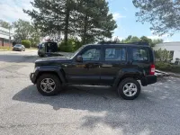 Gebraucht Jeep Cherokee Limited 177 PS (130 kW) 2008 Schwarz SUV