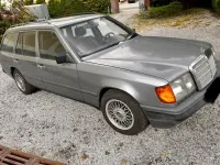 Gebraucht Mercedes E300 179 PS (131 kW) 1989 Grau Kombi