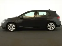 Gebraucht VW Golf Style 150 PS (110 kW) 2024 Uranograu SUV