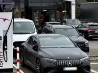 Gebraucht Mercedes EQE AMG 53 AMG 505 kW (687 PS) 2023 Grau Limousine