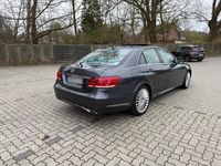 Gebraucht Mercedes E220 170 PS (125 kW) 2013 Grau Limousine