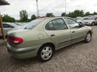 Gebraucht Renault Mégane 107 PS (78 kW) 2001 Grün Limousine