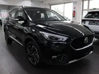 Neu MG ZS Luxury 106 PS (77 kW) 2025 Schwarz SUV
