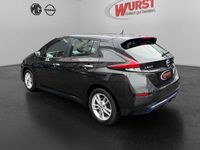 Gebraucht Nissan Leaf Acenta 110 kW (150 PS) 2021 M) (schwarz Kleinwagen