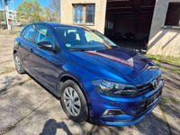 Gebraucht VW Polo Trendline 65 PS (47 kW) 2019 Reef blue metallic Kleinwagen