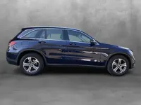 Gebraucht Mercedes GLC200 Exclusive 197 PS (144 kW) 2020 Cavansitblau metallic SUV