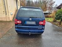 Second-hand VW Sharan 140 CP (102 kW) 2008 Albastru Monovolum