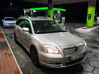 Gebraucht Toyota Avensis T2 177 PS (130 kW) 2006 Silber Kombi