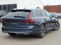 Gebraucht Volvo V90 Plus 398 PS (292 kW) 2025 Blau Kombi