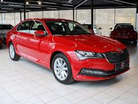 Gebraucht Skoda Superb Style 150 PS (110 kW) 2022 Rot Limousine