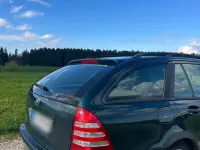 Gebraucht Mercedes 200 116 PS (85 kW) 2001 Grün Kombi