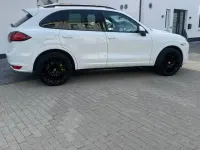 Gebraucht Porsche Cayenne 245 PS (180 kW) 2012 Weiß SUV