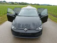 Gebraucht VW Golf VIII Life 131 PS (96 kW) 2021 Schwarz Limousine