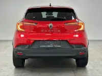 Używany Renault Captur Techno 158 KM (116 kW) 2025 Czerwony SUV