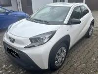 Gebraucht Toyota Aygo X Play 72 PS (52 kW) 2024 Weiß SUV