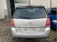 Gebraucht Opel Zafira 120 PS (88 kW) 2007 Silber Van / Kleinbus