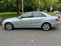 Gebraucht Mercedes E200 Avantgarde 184 PS (135 kW) 2009 Silber Limousine