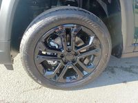 Neu Jeep Compass North 131 PS (96 kW) 2025 Grün SUV