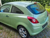 Gebraucht Opel Corsa 70 PS (51 kW) 2010 Grün Kleinwagen