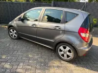 Gebraucht Mercedes A180 Avantgarde 109 PS (80 kW) 2010 Grau Kleinwagen
