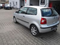 Gebraucht VW Polo Basis 54 PS (39 kW) 2005 Silber Kleinwagen