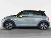 Gebraucht Mini Cooper SE Essential 135 kW (184 PS) 2022 Moonwalk grey metallic Kleinwagen