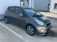 Gebraucht Kia Venga Spirit 125 PS (91 kW) 2017 Sandbeige met. Kleinwagen