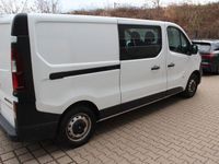 Gebraucht Opel Vivaro 125 PS (91 kW) 2018 Weiß Van / Kleinbus