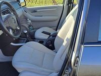 Gebraucht Mercedes B200 136 PS (100 kW) 2011 Grau Van / Kleinbus