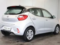 Gebraucht Hyundai i10 Select 67 PS (49 kW) 2023 Silber Kleinwagen